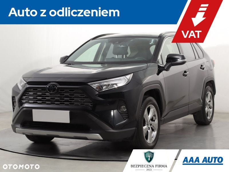 Toyota RAV4 - 1
