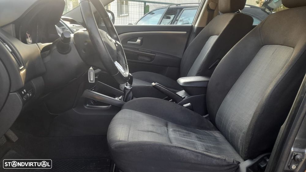 Kia Ceed SW 1.6 CRDi EX ISG - 10