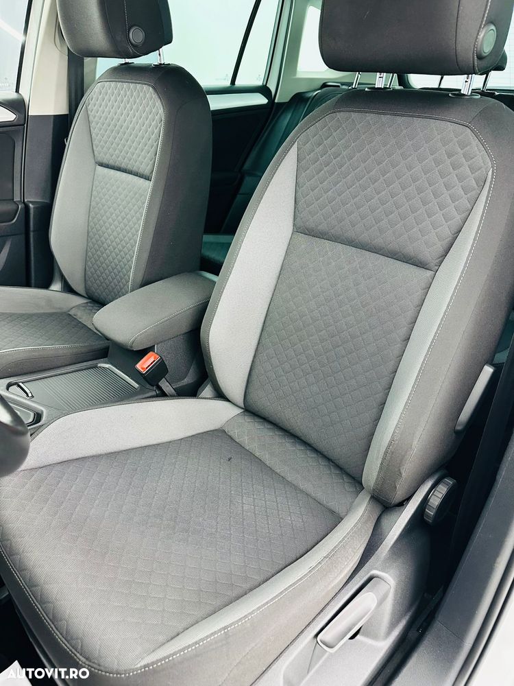 Volkswagen Tiguan - 16