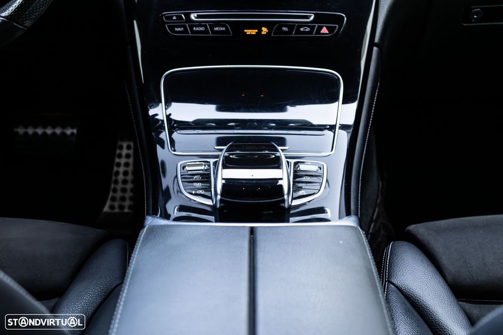 Mercedes-Benz GLC 250 d AMG Line 4-Matic - 24
