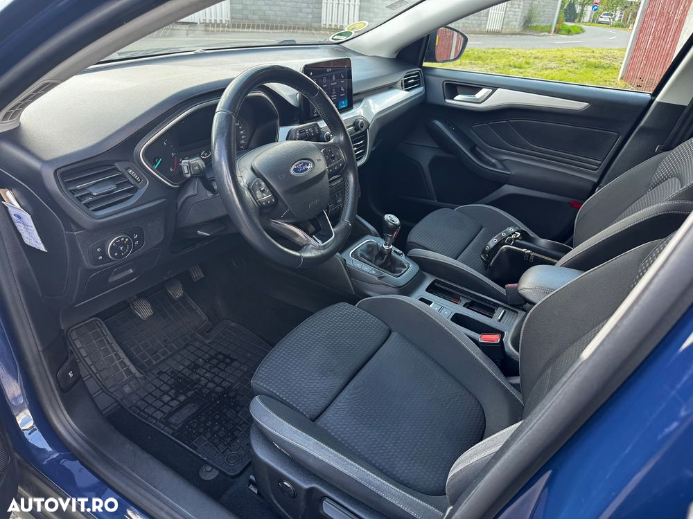 Ford Focus 1.5 EcoBlue Start-Stopp-System COOL&CONNECT DESIGN - 12