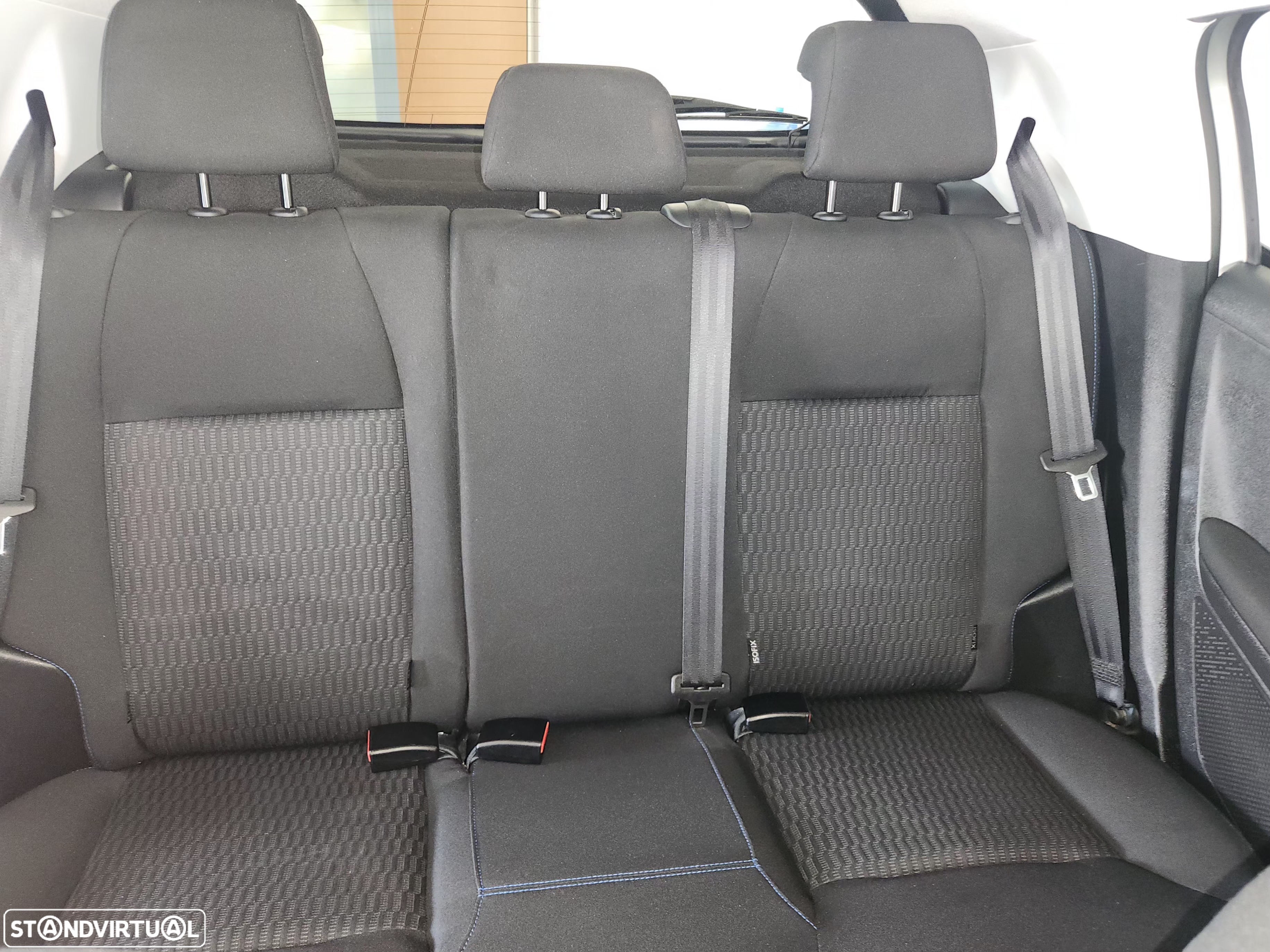 Peugeot 208 1.2 PureTech Style - 45