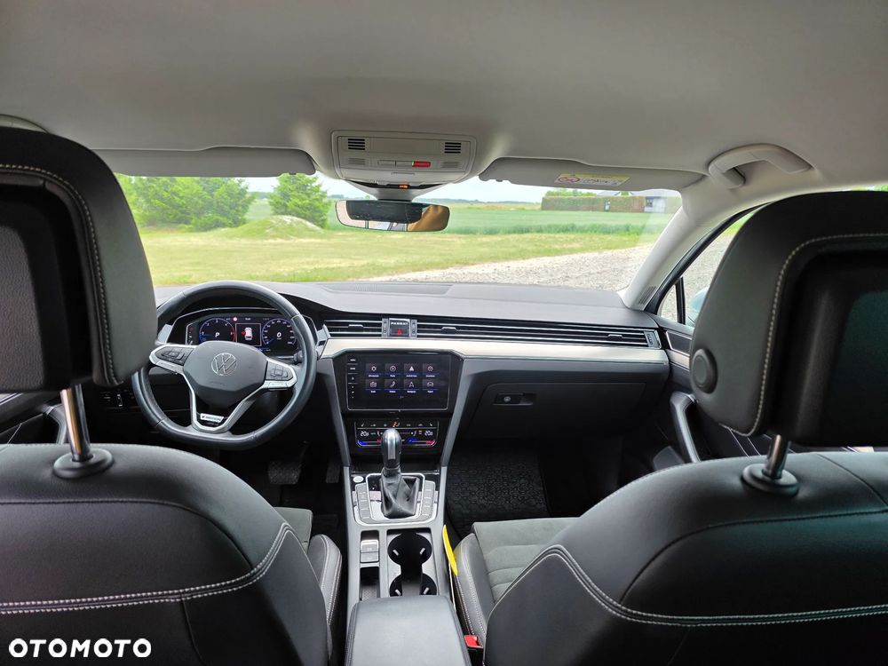 Volkswagen Passat 2.0 TDI SCR DSG 4Motion Business - 19