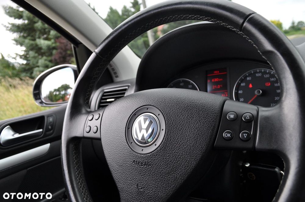 Volkswagen Golf - 12