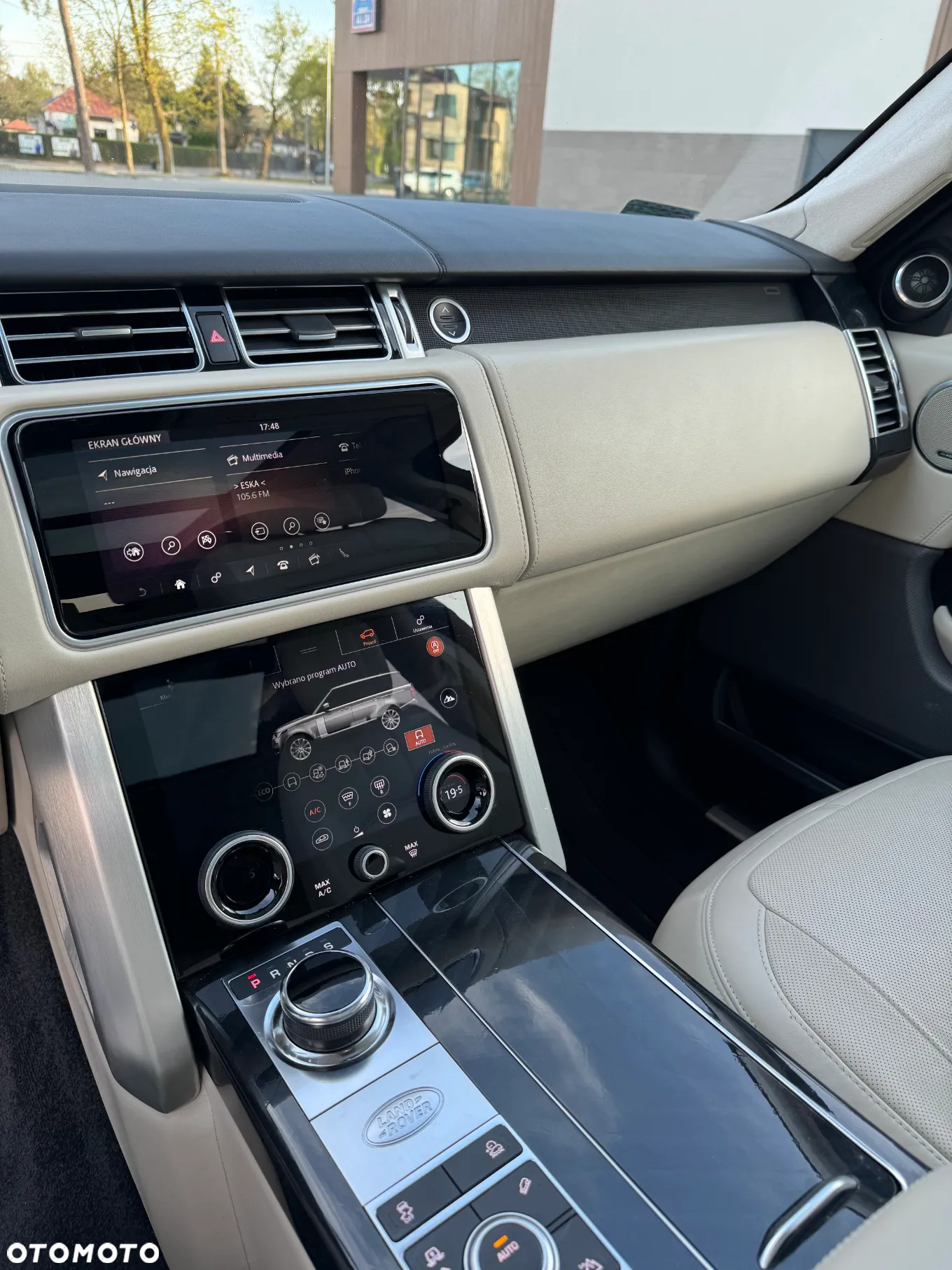 Land Rover Range Rover 4.4SD V8 AB - 11