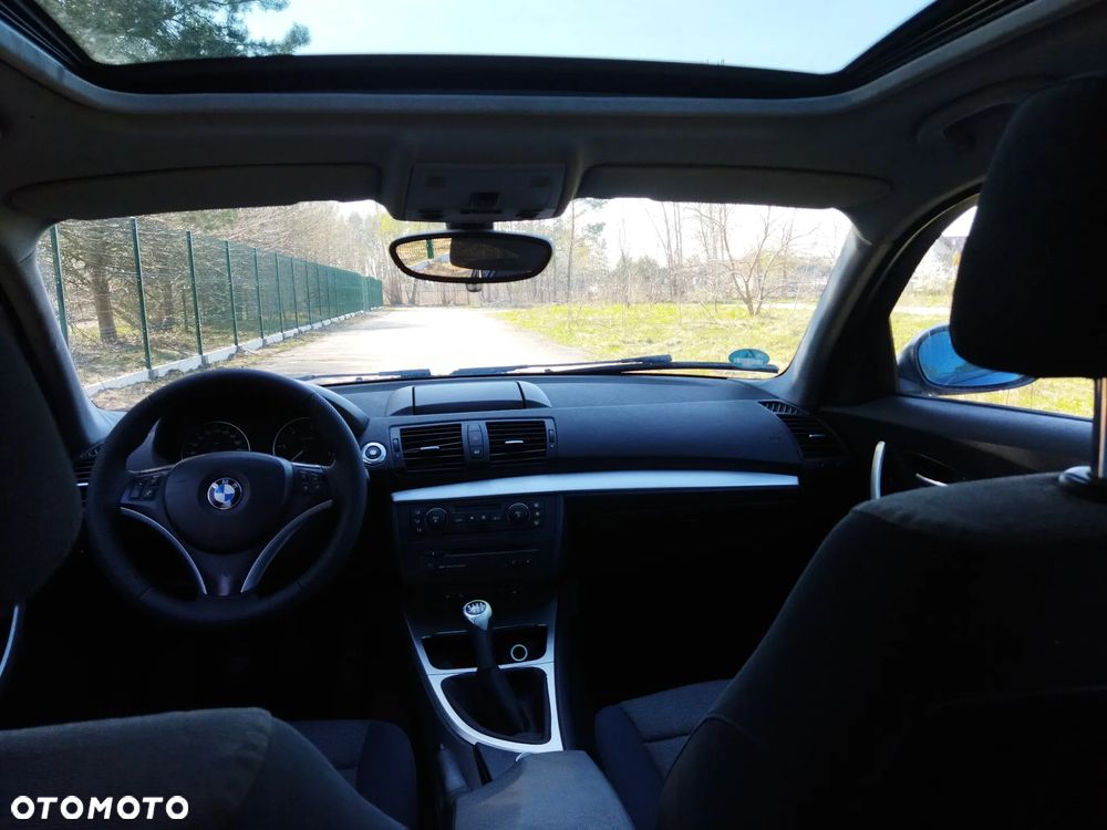 BMW Seria 1 120d - 11