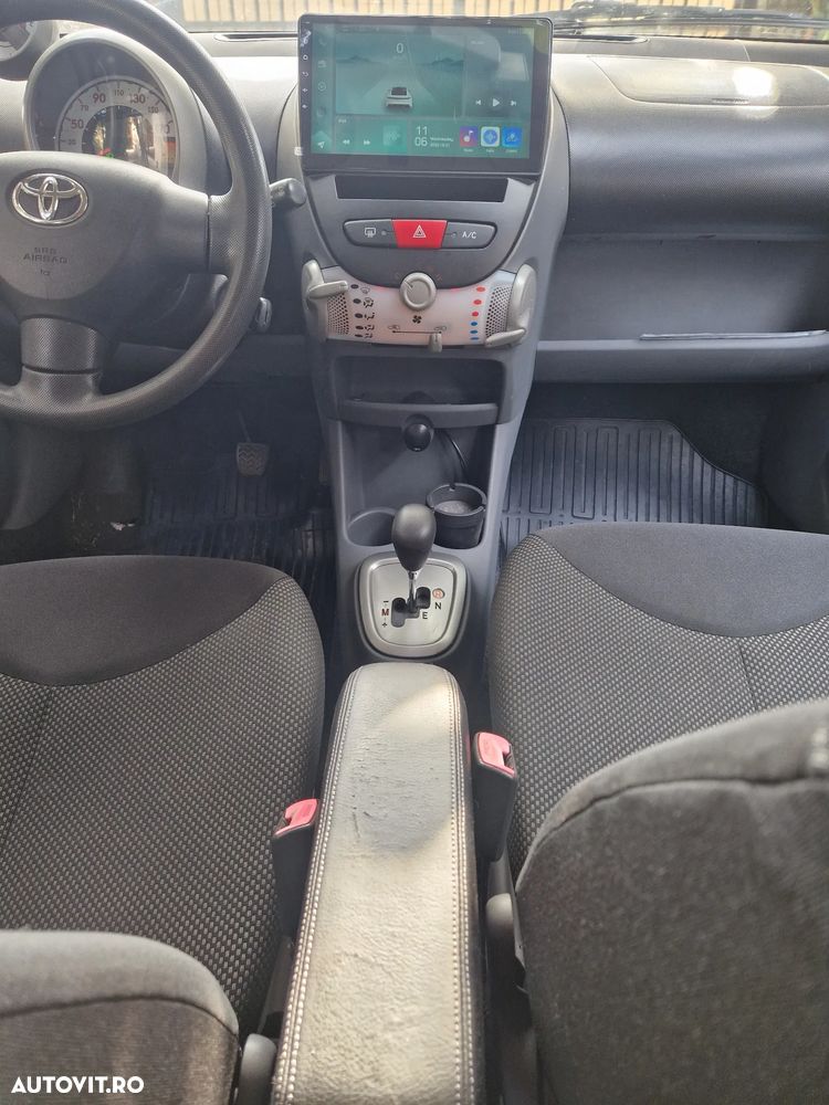 Toyota Aygo - 8