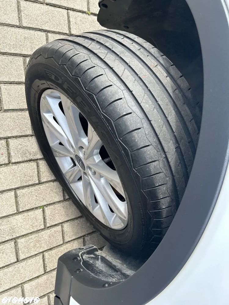 Ford Kuga 2.0 TDCi 2x4 Titanium - 26