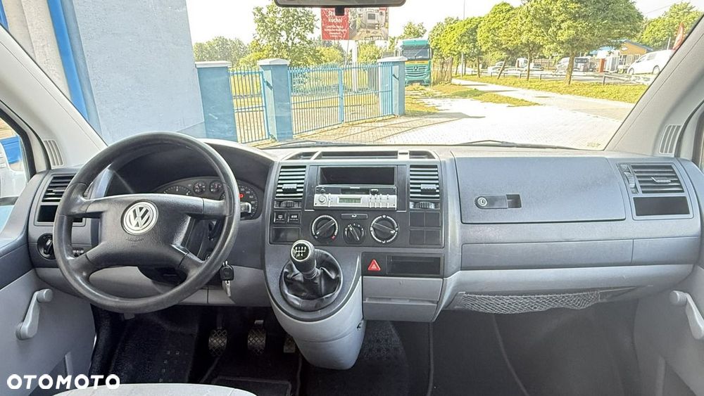 Volkswagen Transporter - 8