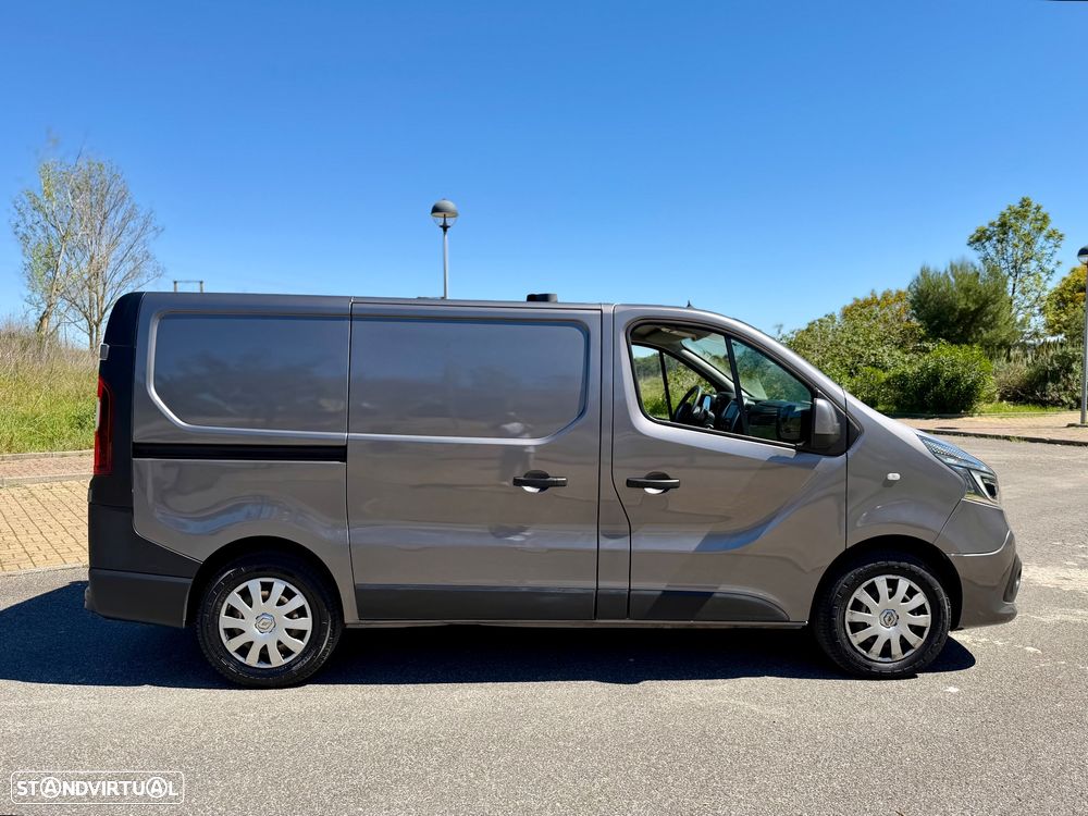 Renault Traffic - 15