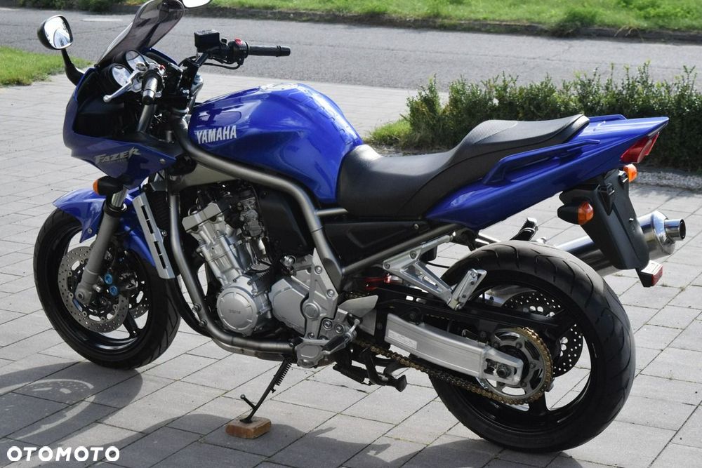Yamaha FZS - 3