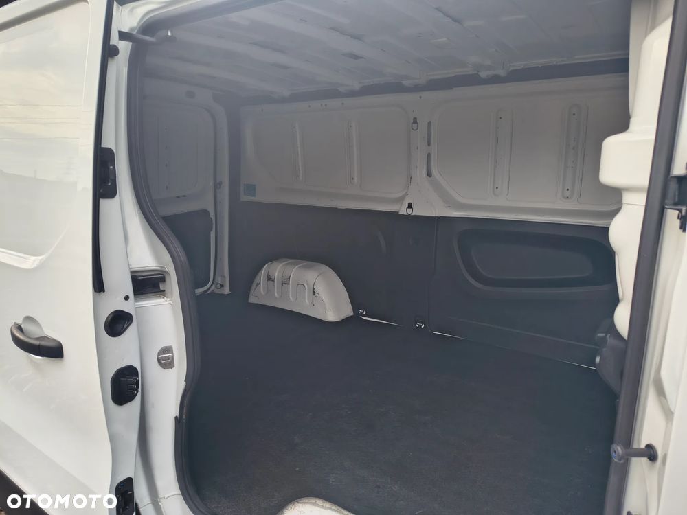 Renault Trafic 2,0dci LONG - 18