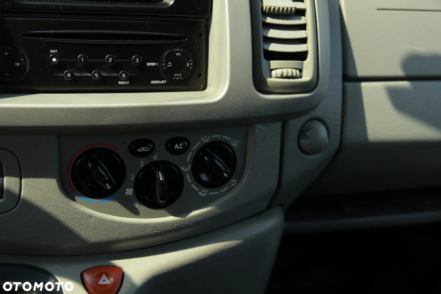 Renault Trafic - 35