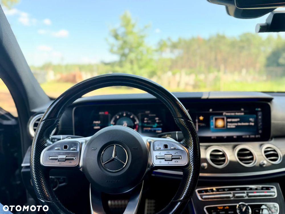 Mercedes-Benz Klasa E - 25