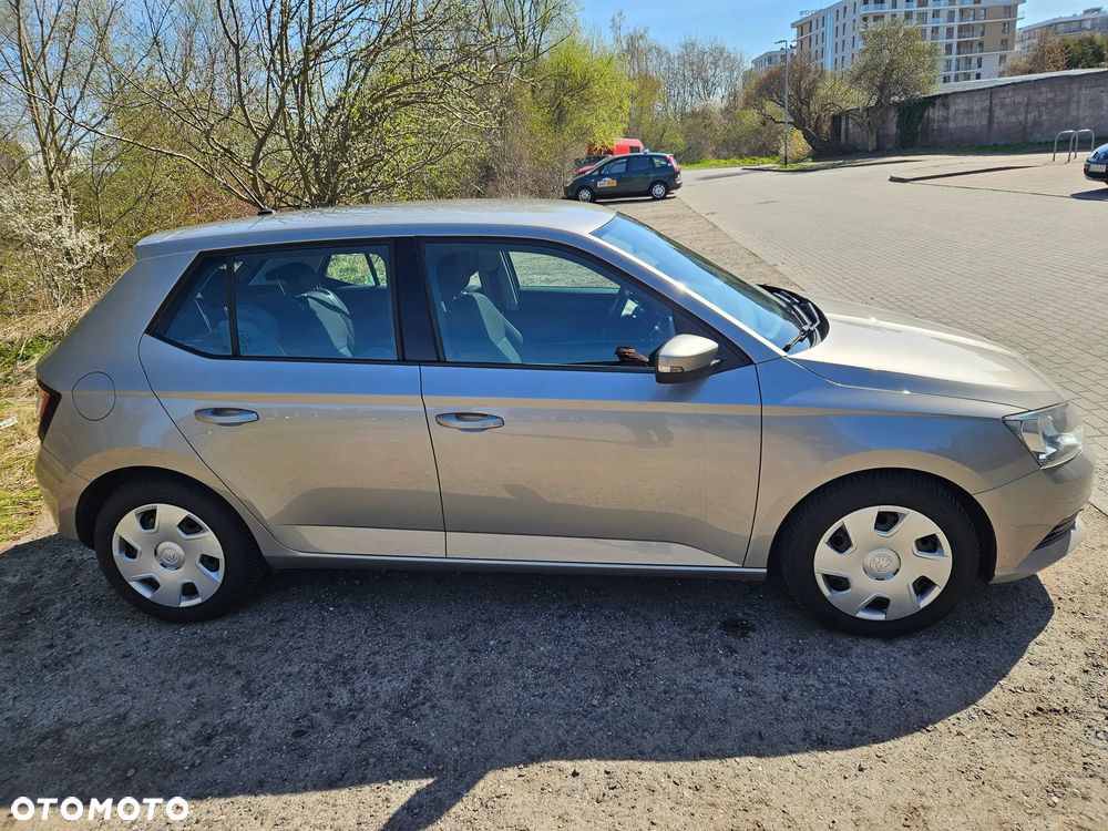 Skoda Fabia 1.0 Active - 4