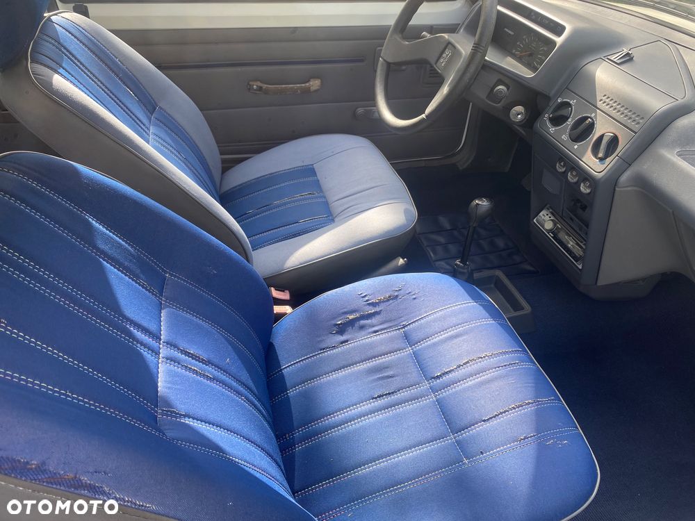 Peugeot 205 1.0 XE Junior - 12