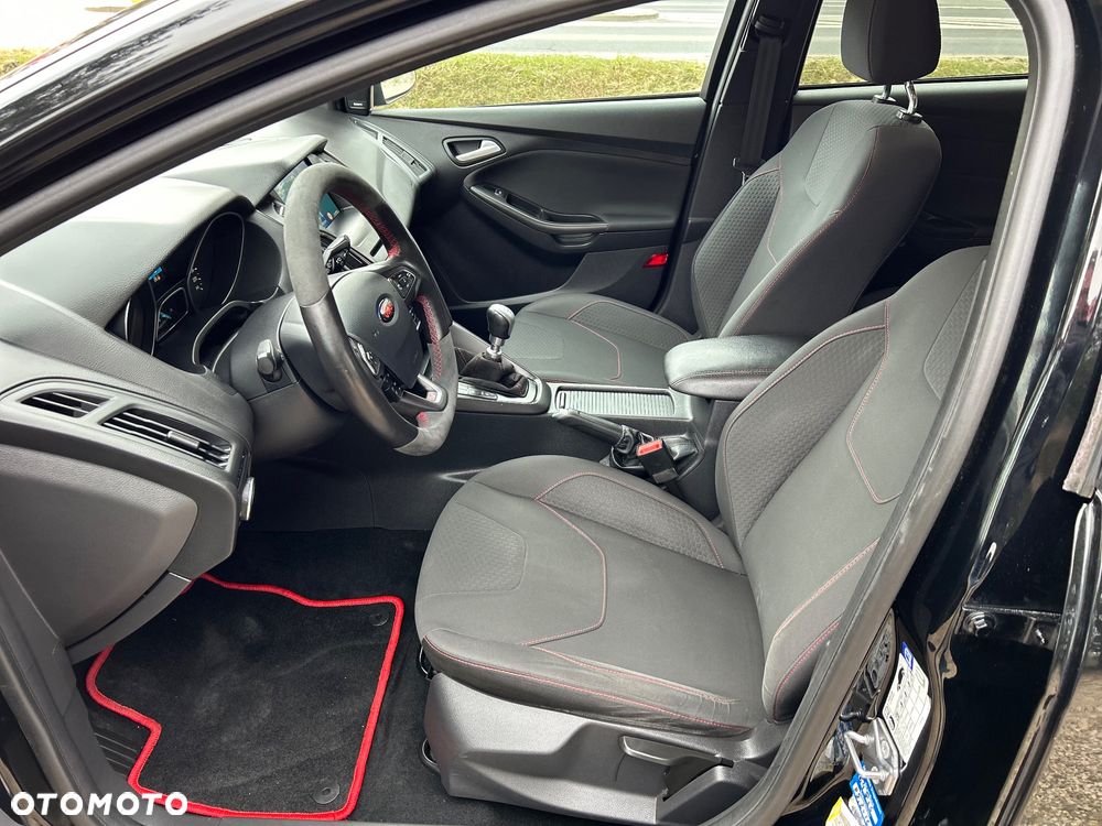 Ford Focus 1.5 EcoBoost ST-Line ASS - 10