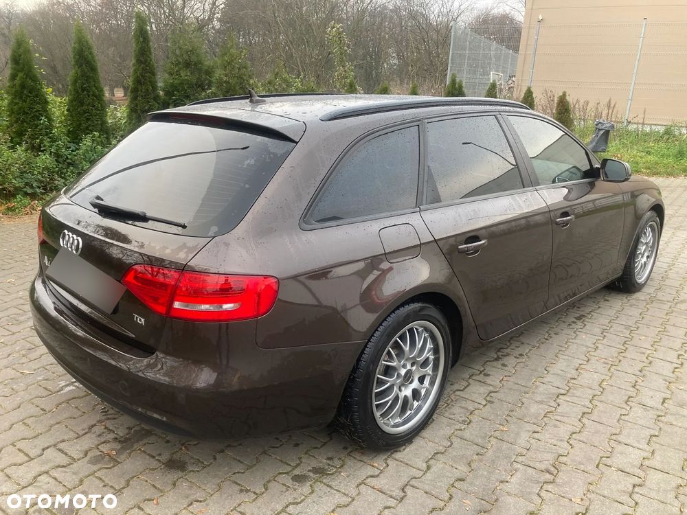 Audi A4 Avant - 5