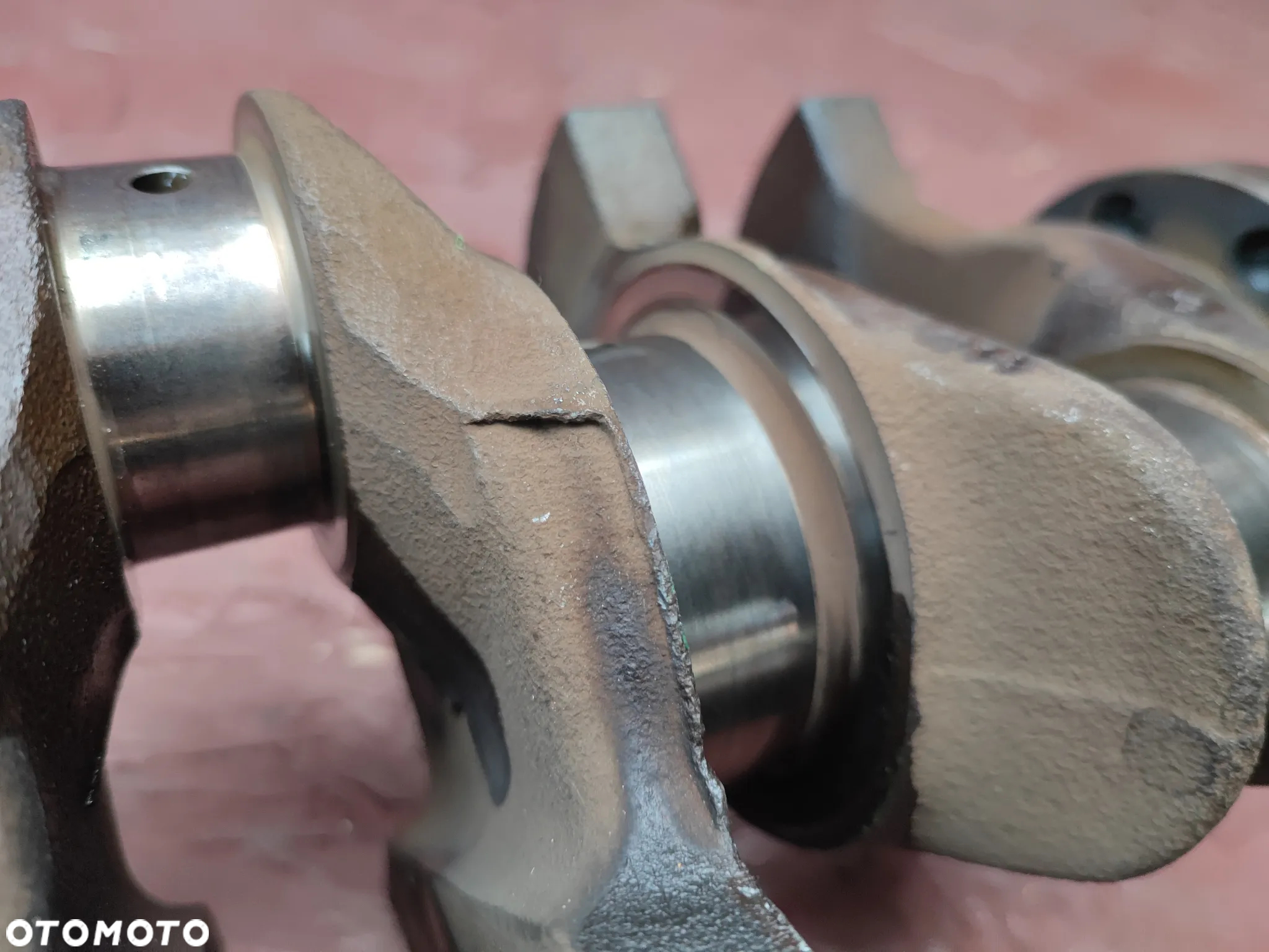 BMW E36 / E34 / E39 / Z3 ORYGINALNY WAŁ KORBOWY DO SILNIKÓW GAMY M52B25 1X VANOS / M50B25 O NR. 11 21 1 705 847 / 11 21 1 432 275 OEM W BARDZO DOBRYM STANIE - 24
