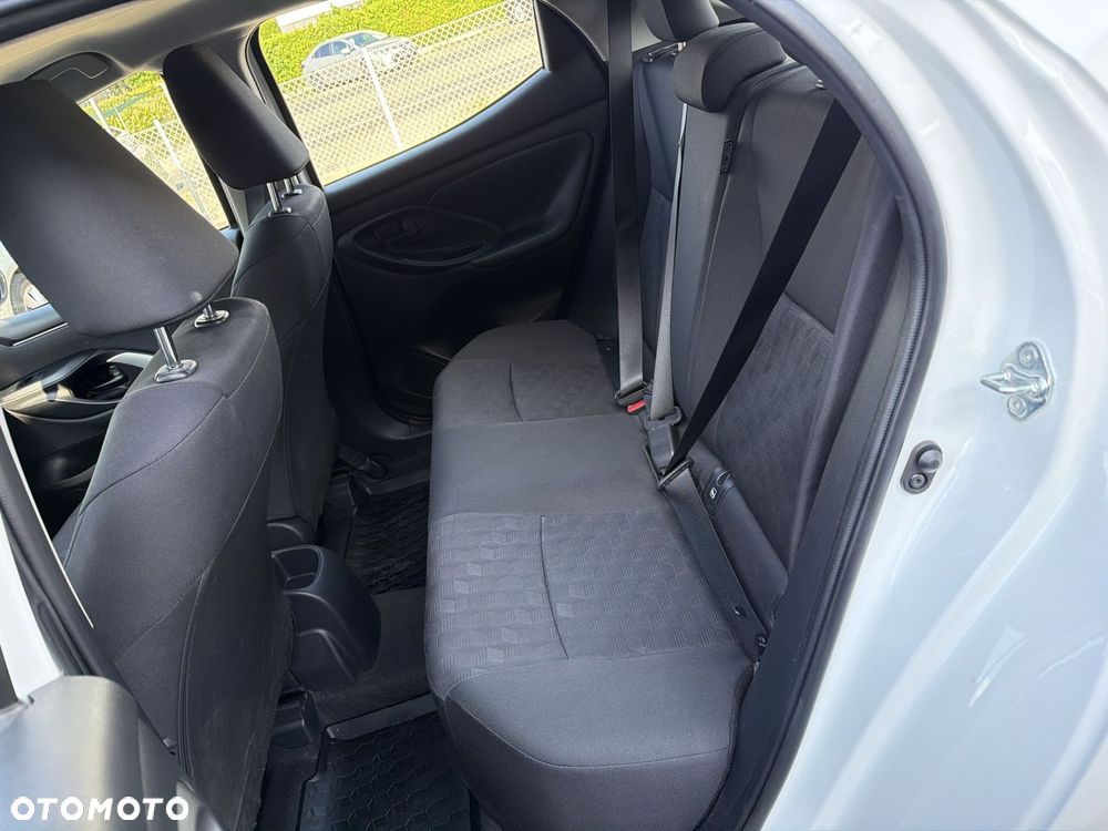 Toyota Yaris 1.5 Comfort - 10