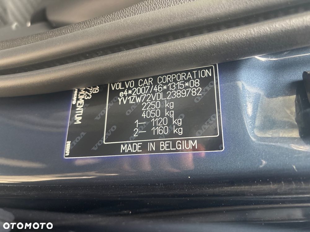 Volvo V60 D3 Geartronic Momentum Pro - 40