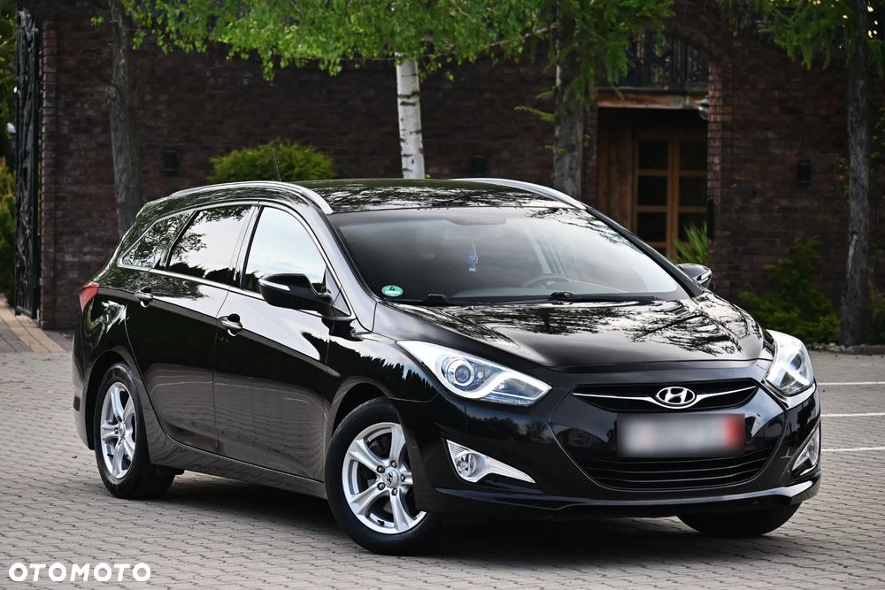 Hyundai i40 i40cw 1.7 CRDi Automatik Fifa World Cup Edition Gold - 17