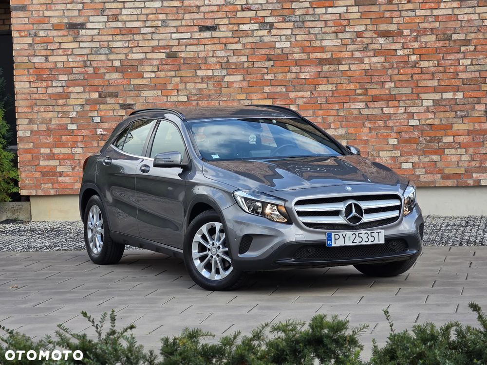 Mercedes-Benz GLA - 26
