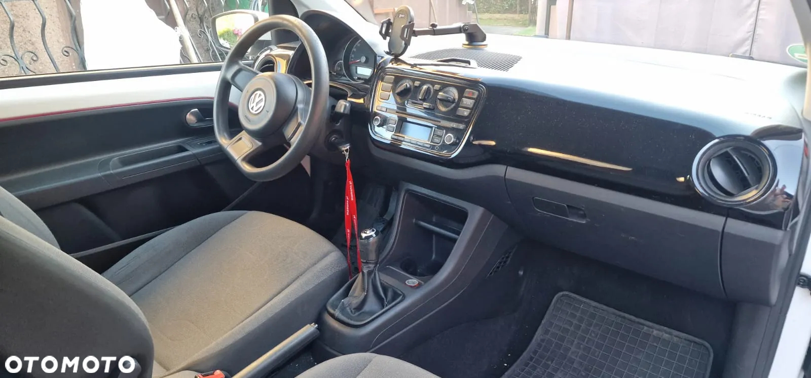 Volkswagen up! - 5