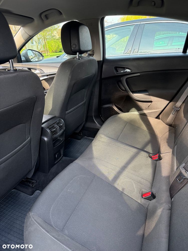 Opel Insignia 1.4 T Edition S&S - 21