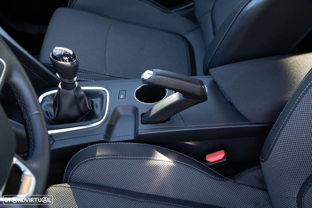 Renault Mégane 1.5 Blue dCi Intens - 41