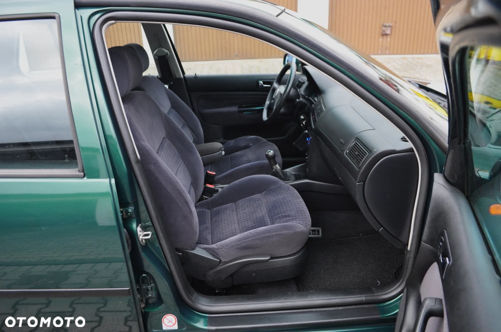 Volkswagen Golf ver-1-4-comfortline - 21