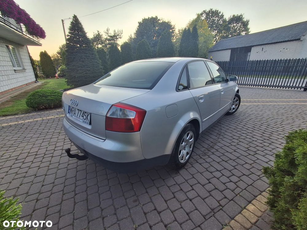 Audi A4 Limousine 2 - 5