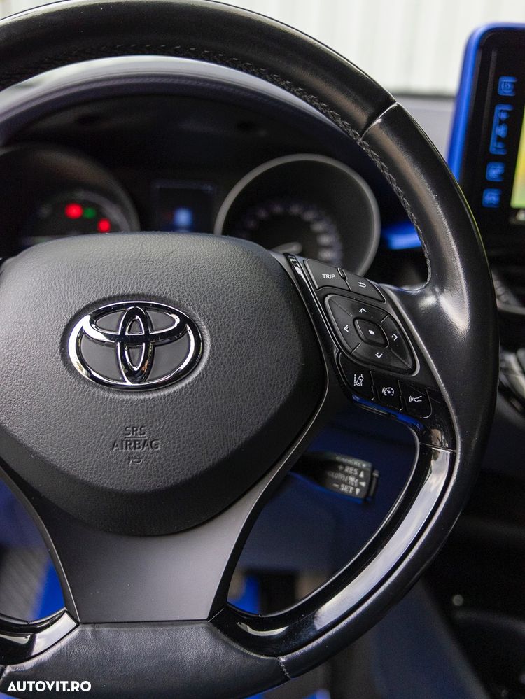 Toyota C-HR 1.8 HSD 4x2 CVT C-ult - 26