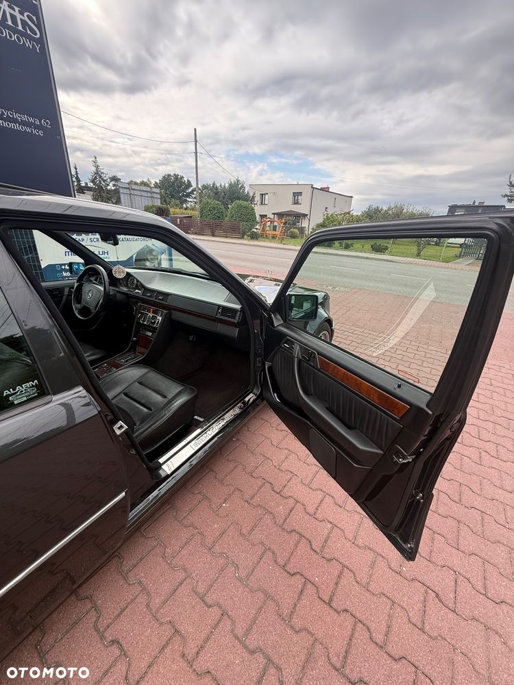 Mercedes-Benz W124 (1984-1993) - 16