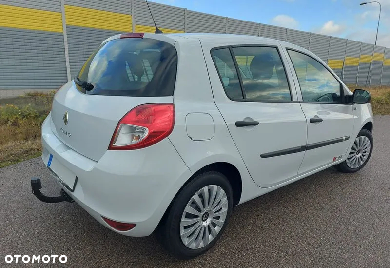 Renault Clio 1.2 16V 75 Yahoo - 19