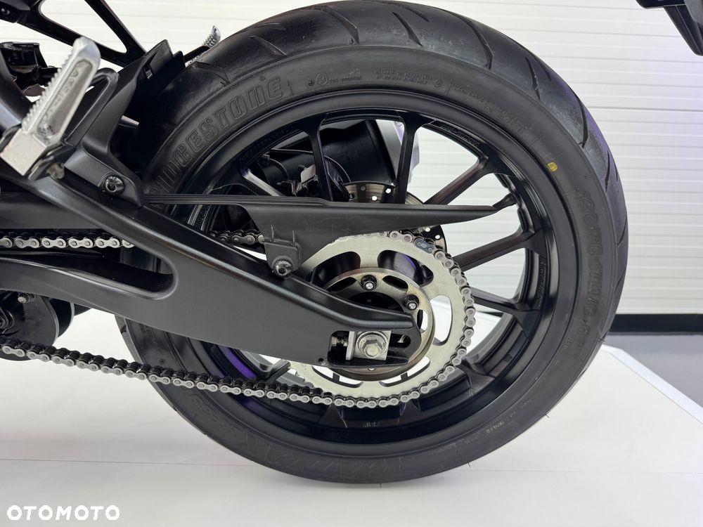 Yamaha MT - 9