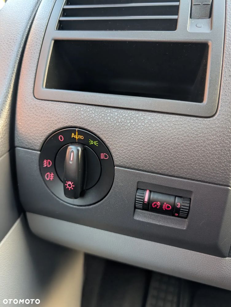 Volkswagen Transporter - 10