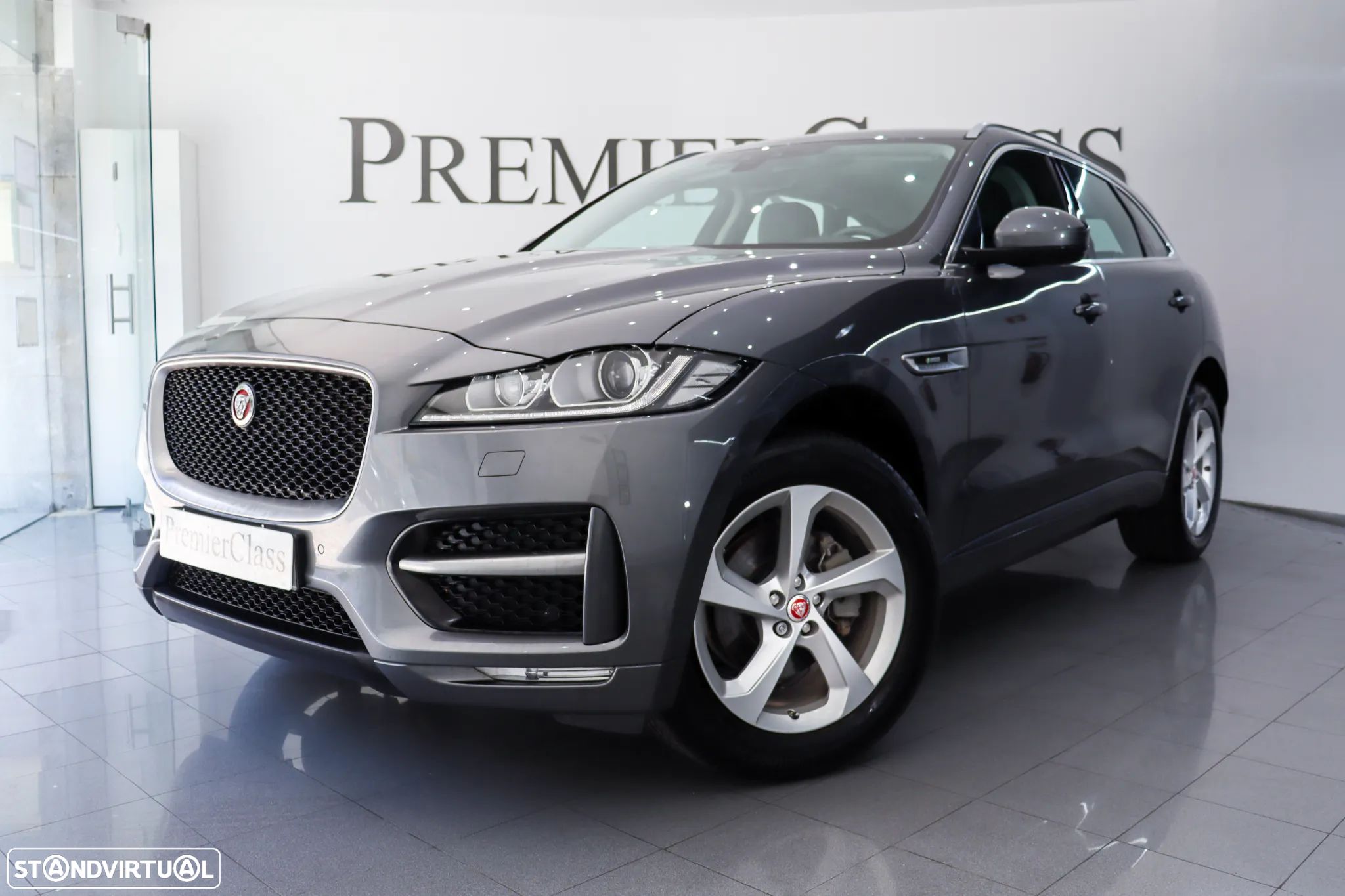 Jaguar F-Pace 2.0 i4D R-Sport Aut. - 1