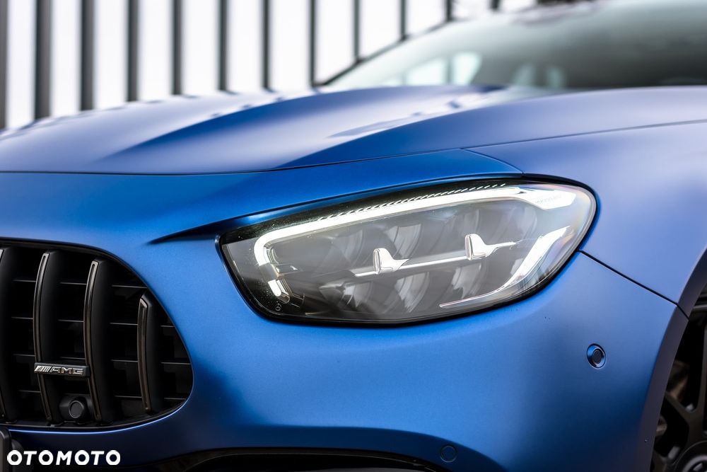 Mercedes-Benz Klasa E AMG 63 S 4Matic+ 9G-TRONIC - 16
