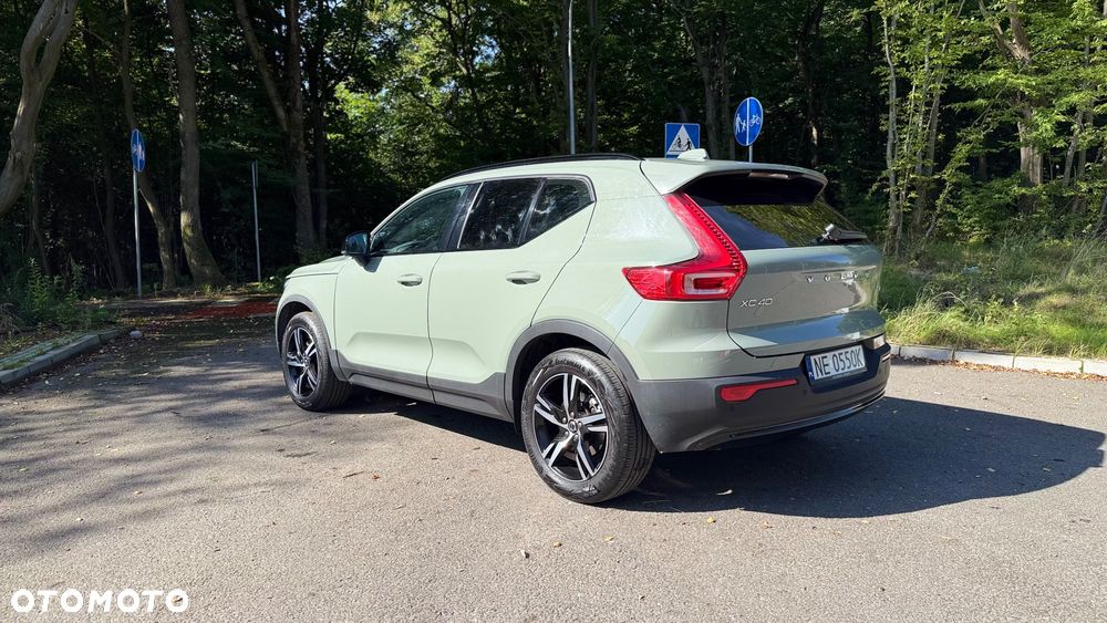 Volvo XC 40 B3 Plus Dark - 11