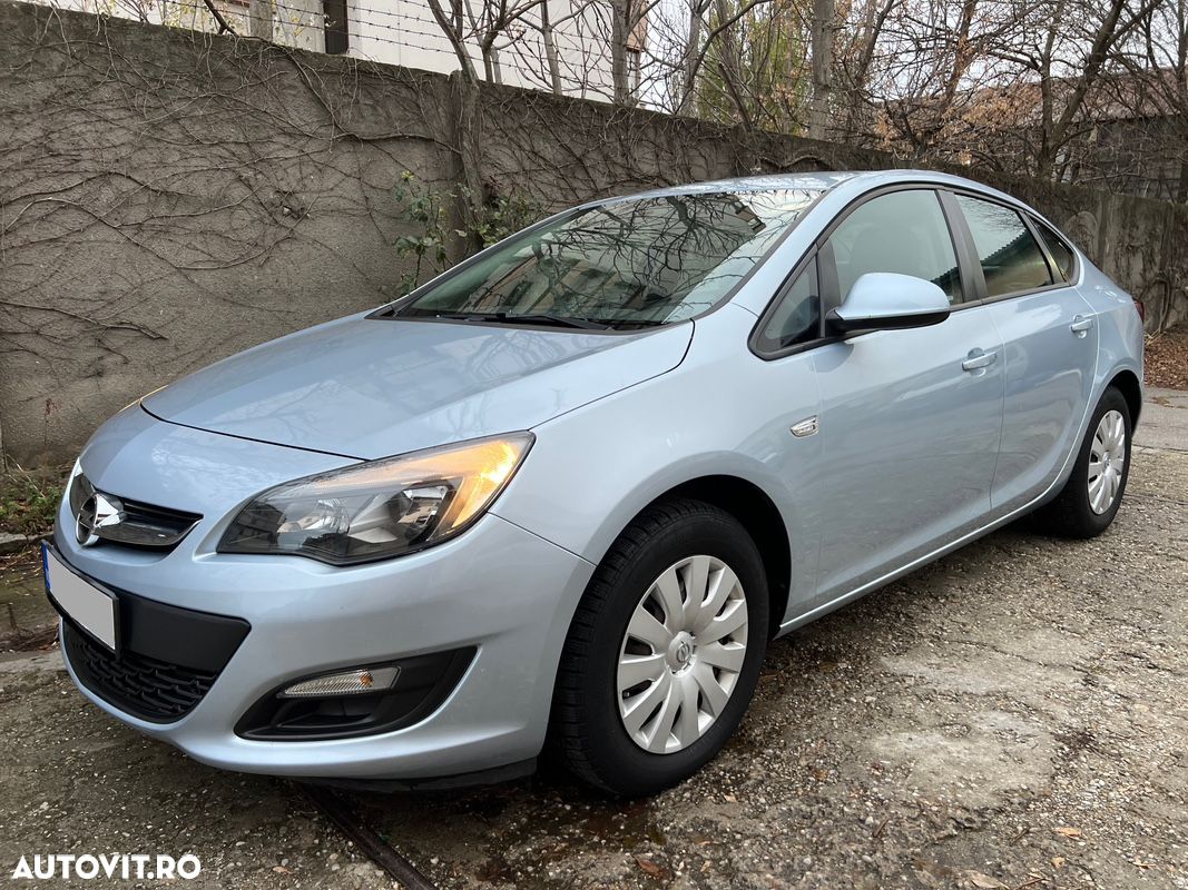 Opel Astra 1.6 CDTI Start/Stop Cosmo - 1