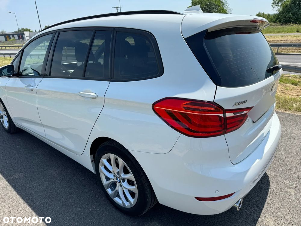 BMW Seria 2 220d Gran Tourer xDrive - 2