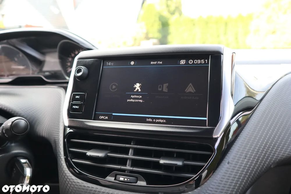 Peugeot 208 1.2 PureTech Allure S&S - 18