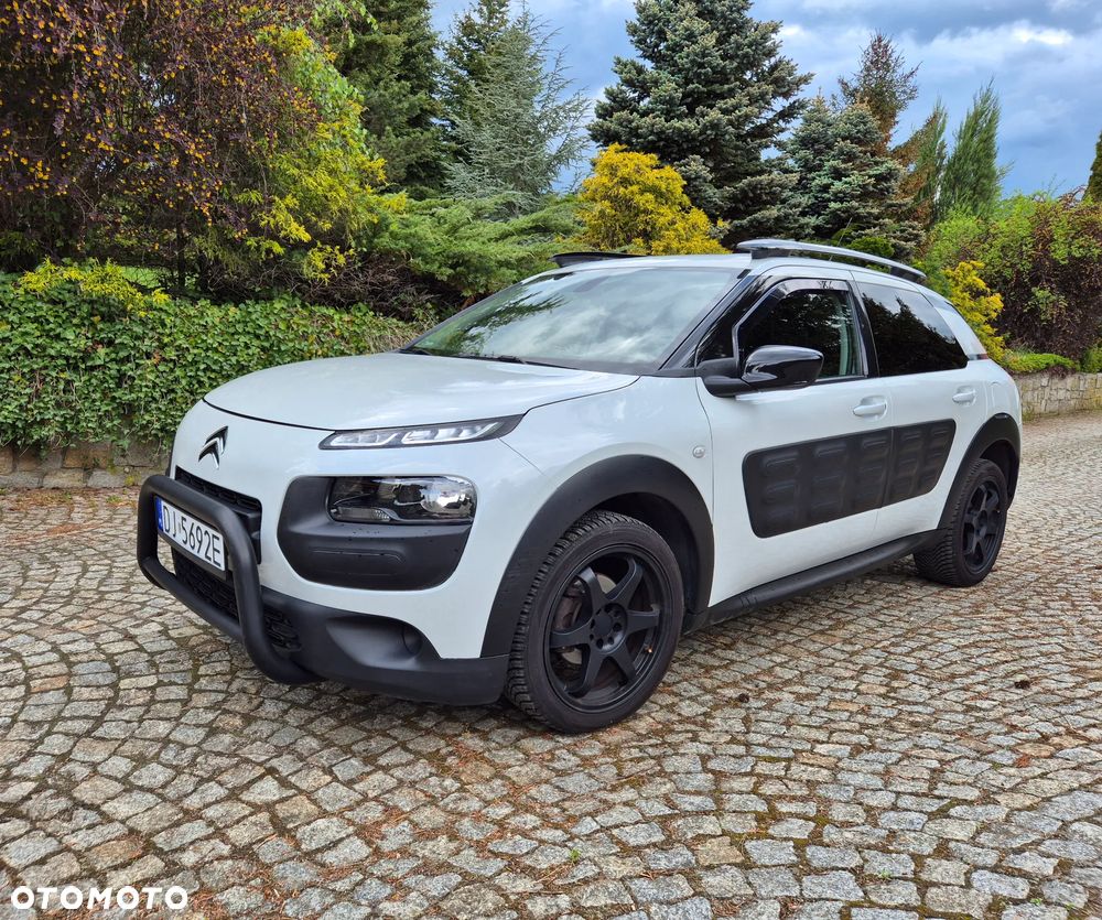 Citroën C4 Cactus 1.2 PureTech Shine - 1