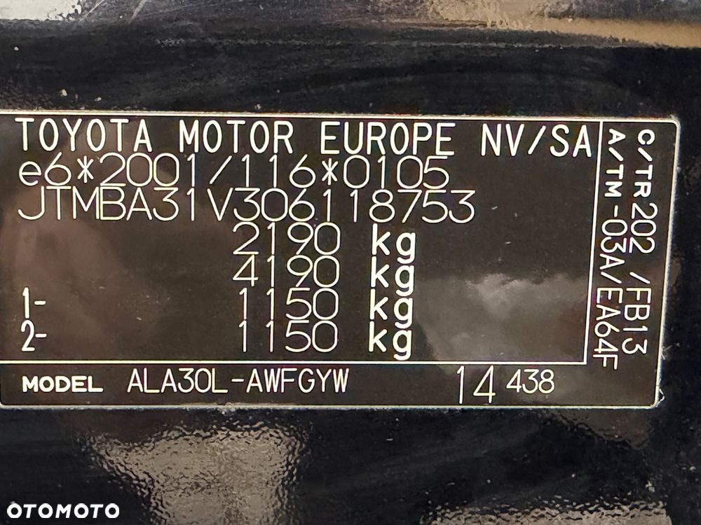 Toyota RAV4 2.2 D-4D Premium - 18