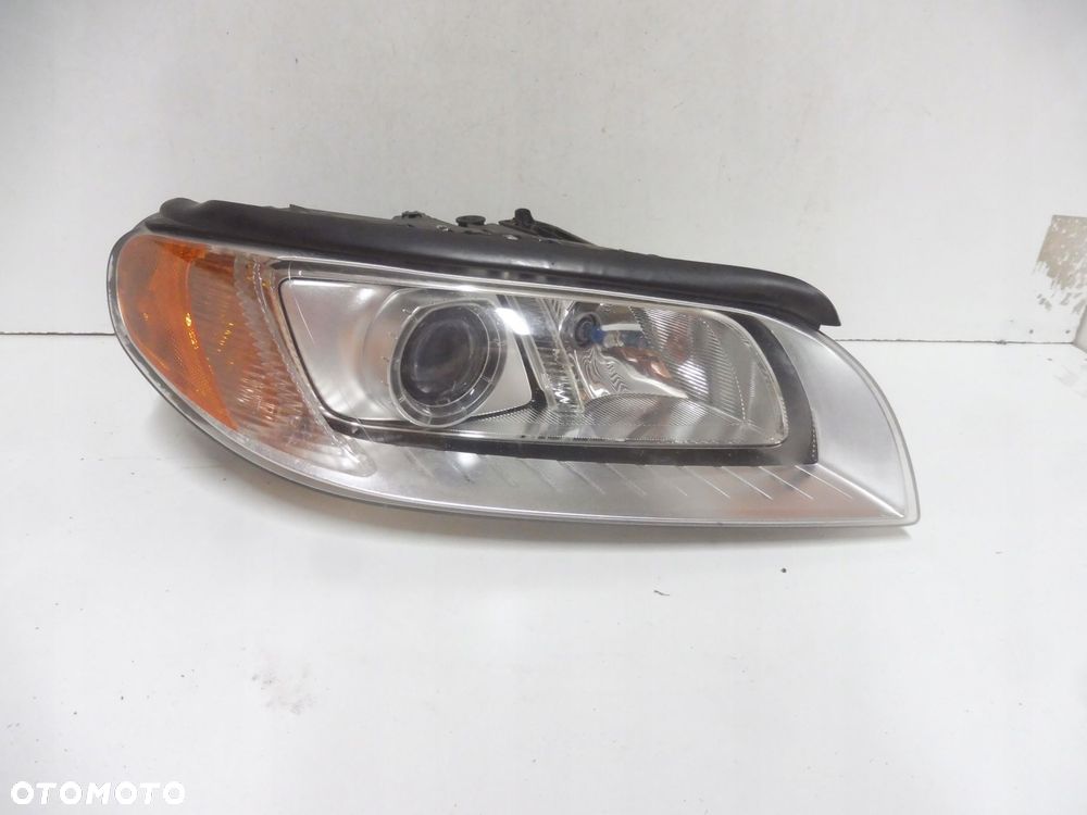 volvo s80 v70 xc70 lampa prawa xenon nie skr - 1