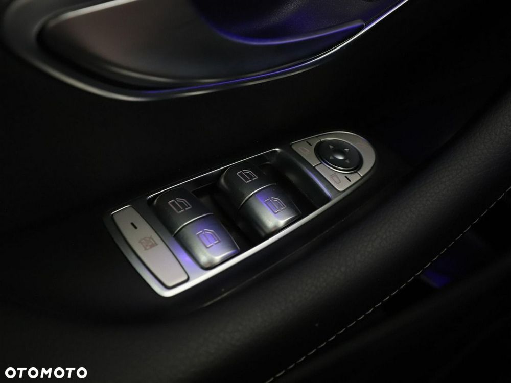 Mercedes-Benz Klasa E 200 9G-TRONIC Avantgarde - 37