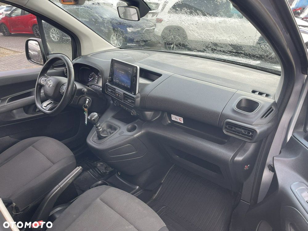 Toyota Proace City - 15