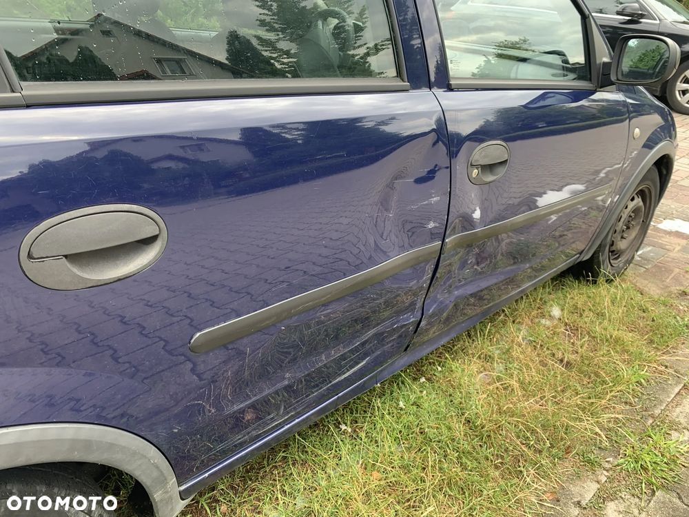 Opel Corsa 1.0 12V Essentia - 12