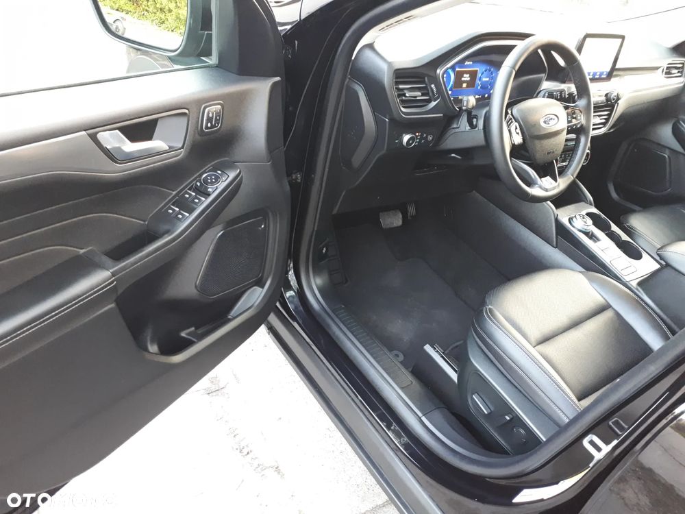 Ford Escape 2.0 EcoBoost AWD Titanium - 16
